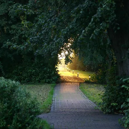 Ferienwohnungen Weitblick & Am Speicher Wiek auf Ruegen Exterior photo